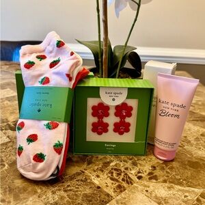NWT Kate Spade Bloom, Earrings and Strawberry Socks Gift
